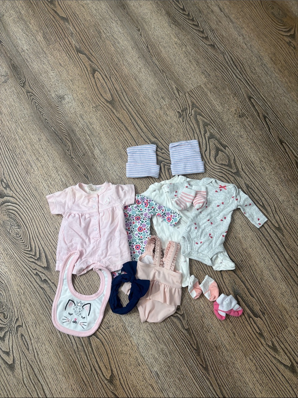 Baby girl clothes bundle Size Preemie